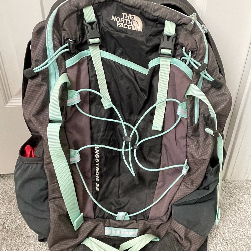 North Face Angstrom 25 Day Pack